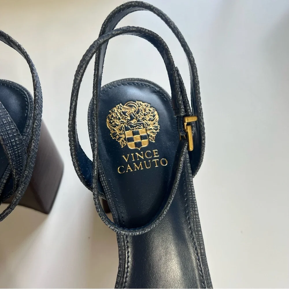 VINCE CAMUTO Pendreya Platform Sandals Blue Size 9M NWOT